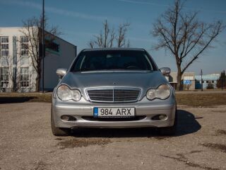 Mercedes-Benz C 180 2.0 95кВ
