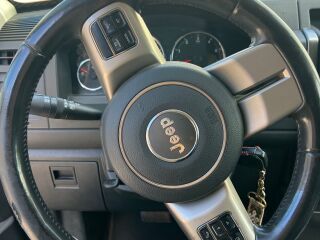 Jeep Cherokee 2.8 147кВ