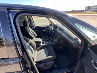 Ford S-MAX 2.0 103kW