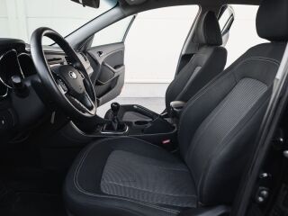 Kia Optima LX Plus 2.0 R4 121kW
