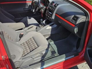 Volkswagen Golf GTI 2.0 147kW