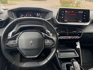 Peugeot 2008 Allure Pack BlueHDi 130 AT8 1.5 96kW