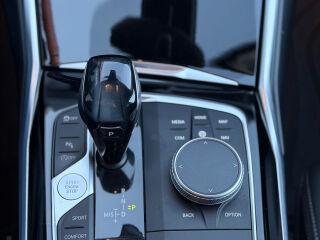 BMW 320 Shadowline Exclusive 2.0 140kW