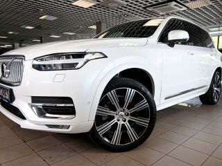 Volvo XC90 AWD 4C H&K ULTIMATE BRIGHT XENIUM INTELLI SAF 2.0 B5 Mild Hybrid Diesel 183kW