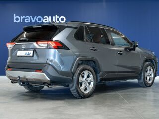Toyota RAV4 Luxury Petrol 129kW
