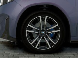 BMW iX3 xDrive50 M sportpakett 345kW