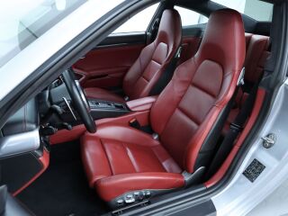 Porsche 911 Turbo S 3.8 412кВ