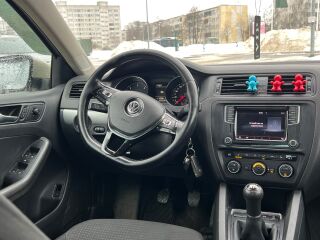 Volkswagen Jetta 2.0 R4 TDI 81kW