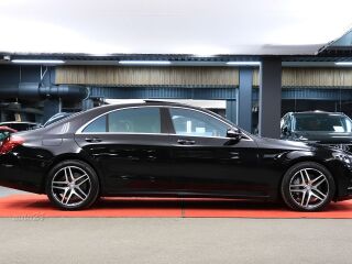 Mercedes-Benz S 500 Lang 4Matic AMG-pakett 4.7 335кВ