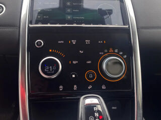 Land Rover Discovery Sport AWD SE / MHEV Diesel/Electric Hybr 2.0 110kW