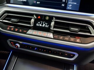 BMW X5 3.0 V6 NOVC-HEV 210kW