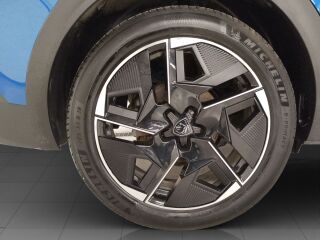 Peugeot 408 GT Hybrid 136 e-DCS6 100kW