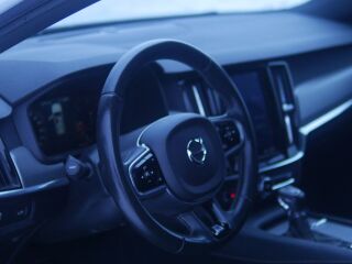 Volvo V90 R-Desing 2.0 D4 140кВ