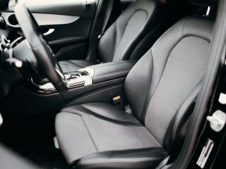 Mercedes-Benz C 300 e 2.0 235kW
