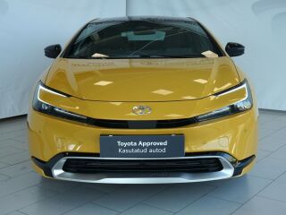 Toyota Prius Luxury Plug-In Hybrid 2.0 111кВ