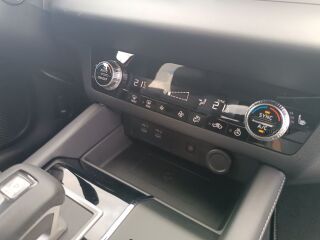 Mitsubishi Outlander Intense Plus 4WD 2.4 PHEV 225kW