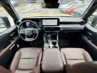 Toyota Land Cruiser SUV Prestige 2.8 D-4D 151kW