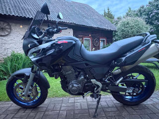 Aprilia Pegaso 650 Strada R1 35kW