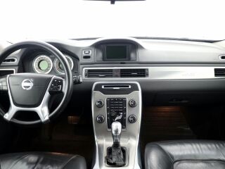 Volvo V70 Summum Facelift ATM 2.0 157kW