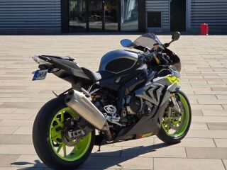 BMW S 1000 RR