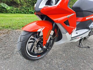 Peugeot Speedfight SF4