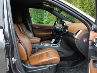 Jeep Grand Cherokee Summit 3.0 V6 184кВ