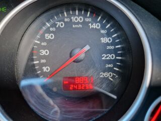 Audi A4 2.4 125кВ