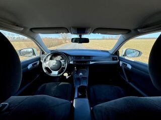 Lexus CT 200h 1.8 73кВ