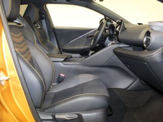 Toyota C-HR Premiere Edition Plug-in Hybrid 2.0 111кВ