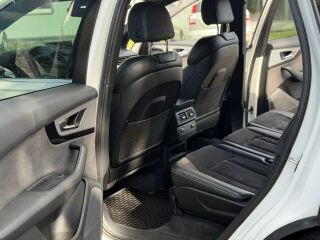 Audi Q7 S Line 3.0 200kW