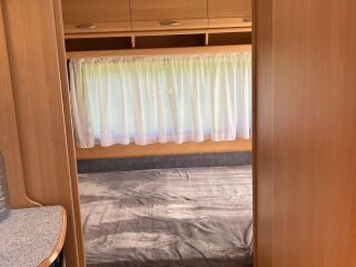 Dethleffs 430DB Camper