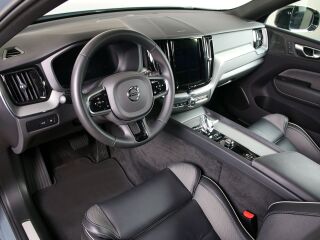 Volvo XC60 AWD PLUS DARK INTELLI SAFE PRO 2.0 T6 Recharge Long Range Plug In Hybrid 293kW