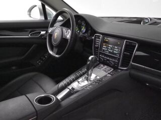 Porsche Panamera 3.0 v6 306кВ