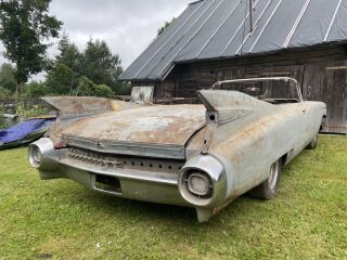 Cadillac  6.4 V8 242kW