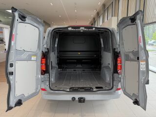 Volkswagen Transporter L2H1 4Motion 2.0 TDI 125kW