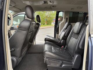 Chrysler Grand Voyager Platinum Stow&Go Limited Edition 2.8 120kW