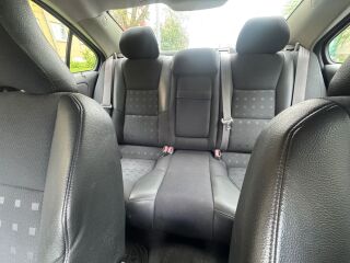 Volvo S60 2.4 120kW