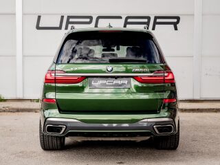 BMW X7 M50 Individual 4.4 V8 390kW