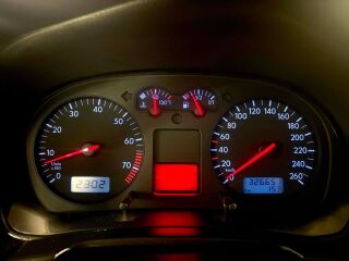 Volkswagen Golf 1.6 77kW