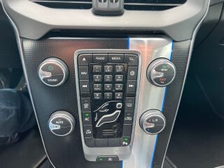 Volvo V40 R-Design 1.6 D2 84кВ