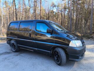 Toyota Hiace 2.5 70kW