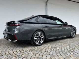 BMW i7 xDrive60  XDrive60 135kW
