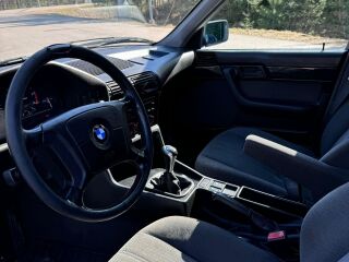 BMW 525 2.5 R6 TD 85kW