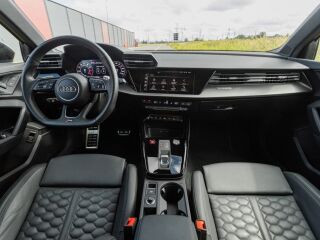 Audi RS 3 2.5 294кВ
