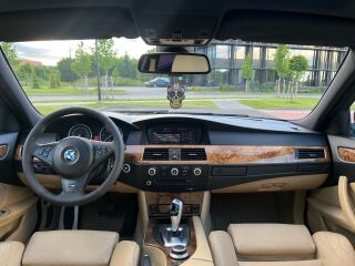 BMW 530 3.0 173kW
