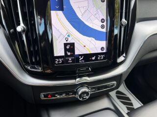 Volvo XC60 Intelli Safe Pro MY21 2.0 B4 KERS MILD Kerghübriid 145kW