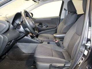 Toyota Yaris Active Plus 1.5 68kW