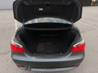BMW 530 xDrive Individual 3.0 TDi 170kW