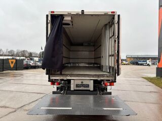 Mercedes-Benz Antos 1832 4x2 235kW