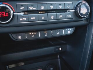 Kia Ceed 1.4 r4 103kW